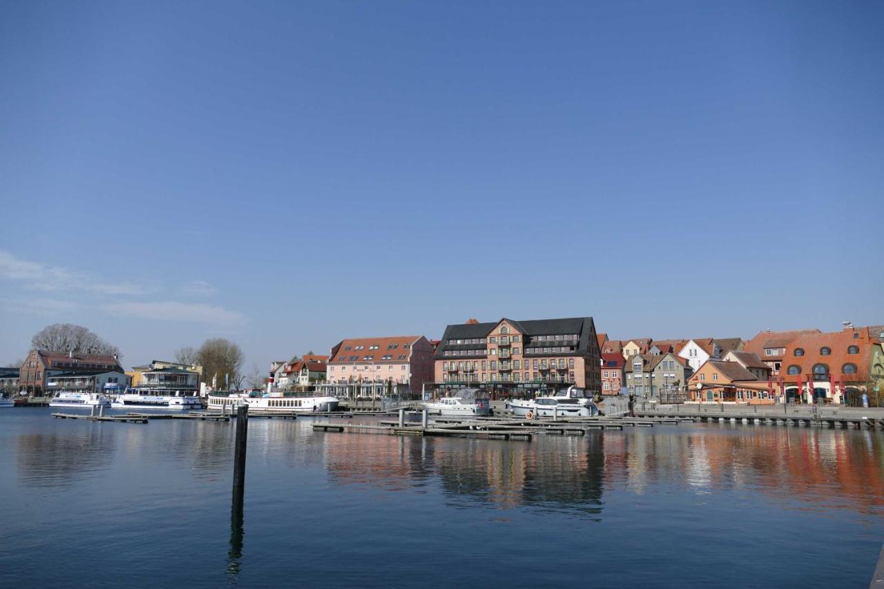 Ferienwohnung "An Der Waterkant" Objekt Id 12050-0 วาเริน ภายนอก รูปภาพ